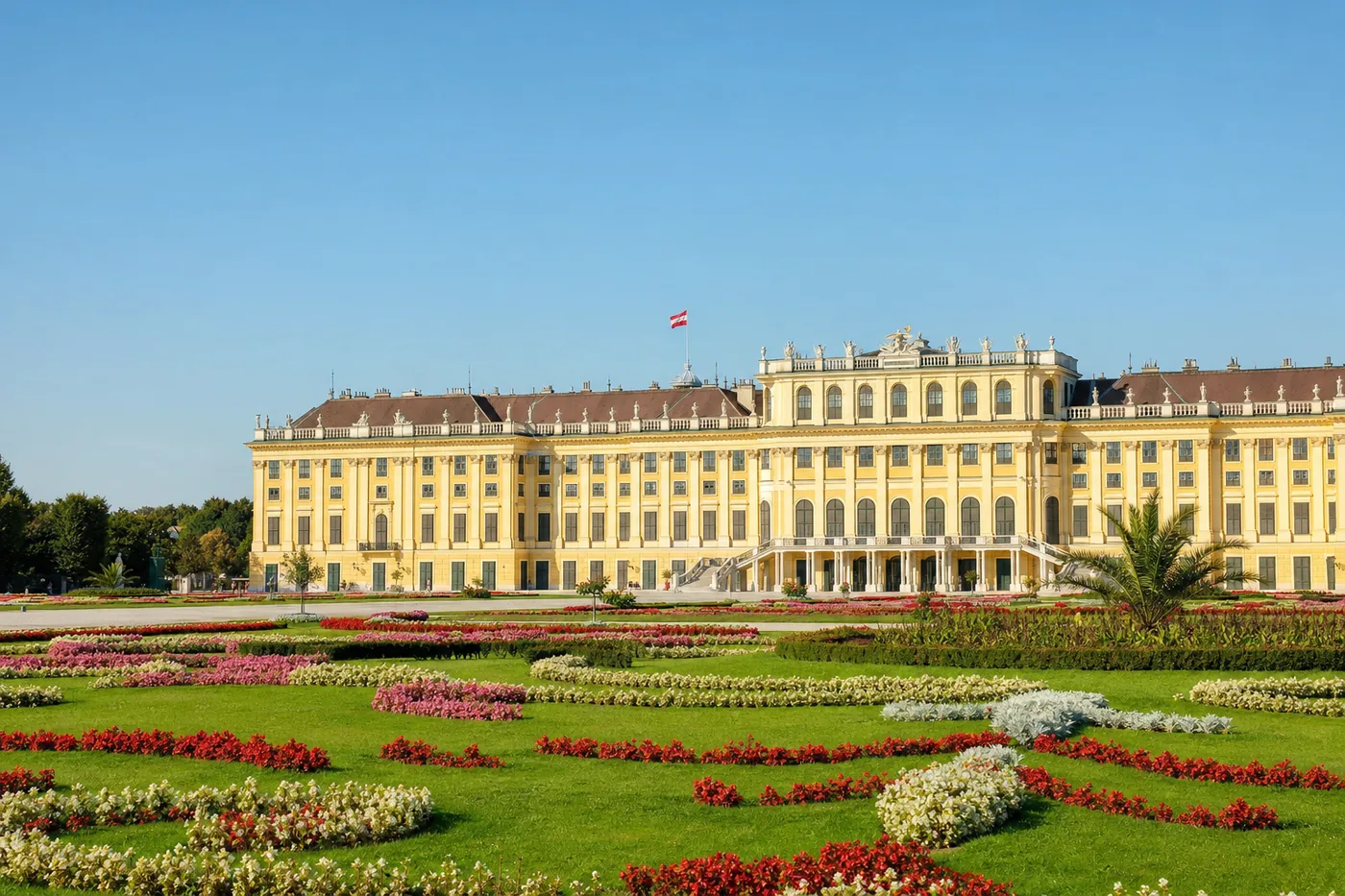 Itävalta – tunnettu maamerkki ja maan lippu